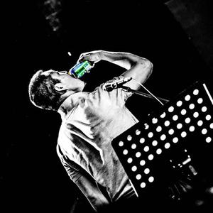 这是谁的故事（翻自 何教授）