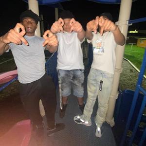 ron1k be in da mac (feat. ron)