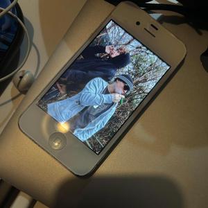 BUGG (feat. 2GHASTLY)