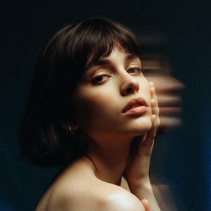 Düşerken (feat. Asuman)