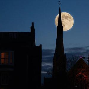 我是你掠过眼角的孤单风景（弹唱）