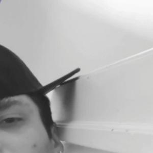 Hugz (Обними меня) (feat. Diana Dronika)