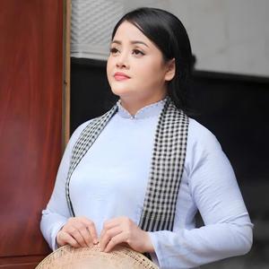 Gà Mái Nuôi Con