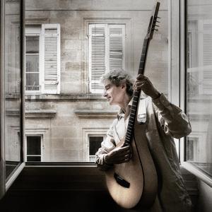 Le papillon et la fleur