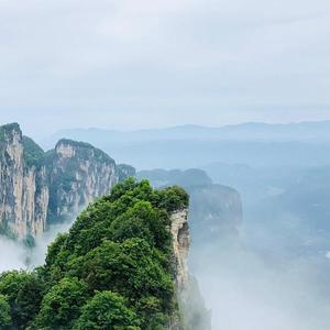 多想在平庸的生活拥抱你