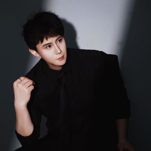 追光的人-童文沁