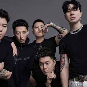 “囚鸟” 钢琴痛苦孟菲斯 SASIOVERLXRD & BOBBYNOPEACE TYPE BEAT