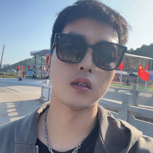 弹起我的吉他写首歌