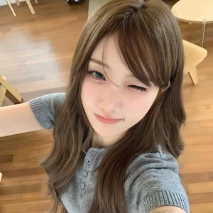 用一通电话分世界两边