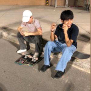 Five bitches (feat. Yxungahr)