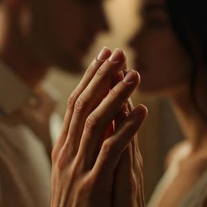 Согрею сердцем