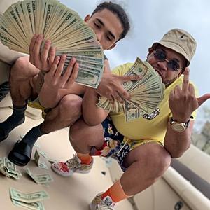 Loadz (feat. Hollywood Phew)