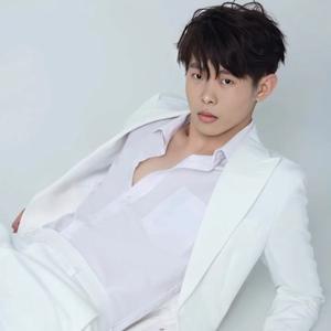 黑色星期五(热搜古筝版)