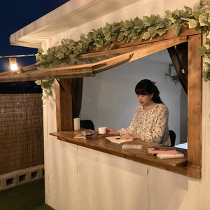 더운 날 a stuffy day