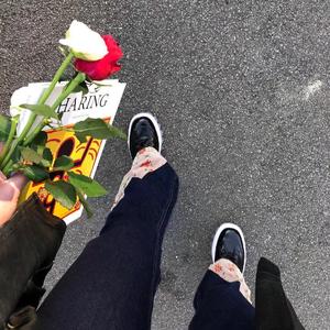 看不到我爱的人..