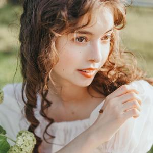 白い色は恋人の色