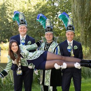 Gravenlied 2026 (Graaf Rutger, Adjudanten Bjorn en Juriën en Hofchauffeuse Britt)
