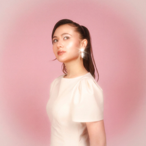 в твоей футболке