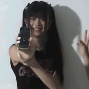 4 u