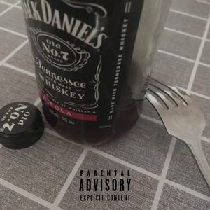 [已售断]"可 乐 威 士 忌 " Emo Guitar Type