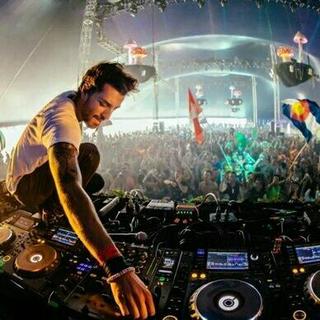 「电子音乐」开头就令人耳朵怀孕