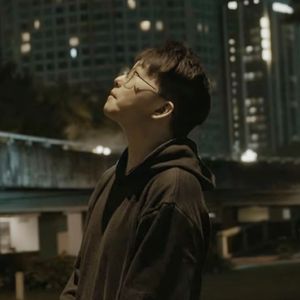 跟月亮干一杯再睡