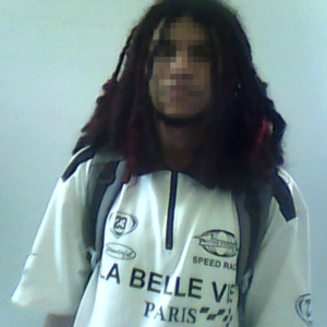 finja a sua morte, seja atropelado por um carro