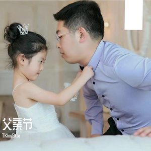 《世上只有爸爸好》 李糖