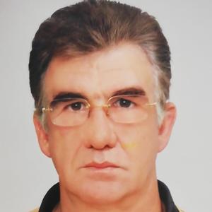 Gözlerimden üç damla yaş