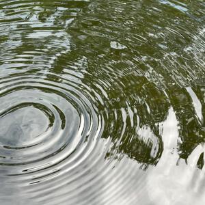 h o t l i n e 6 4 (feat. Syrosis)