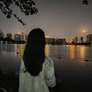 总有一天你会出现在我身边