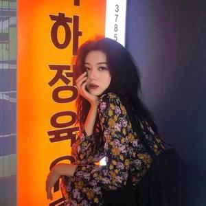 我悄悄途经你的盛放