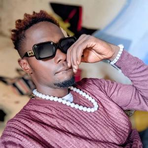 Saluti (feat. M. Junior Fidek)