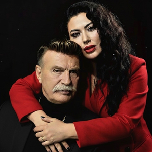 GİDENLERİN ŞEREFİNE