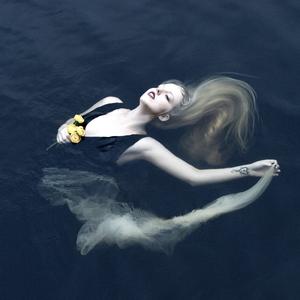 Bien Loin D'ici (Remastered)