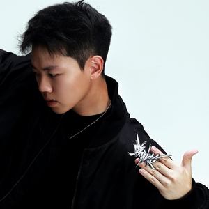 爱在黄埔大道西