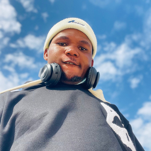 Omalisha (feat. Maffymiller)