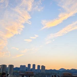 困倦的紫面包 / 困倦的紫面包-偏爱(Remix)