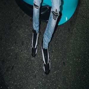 Chucky Flow (feat. Y9 Hooli)