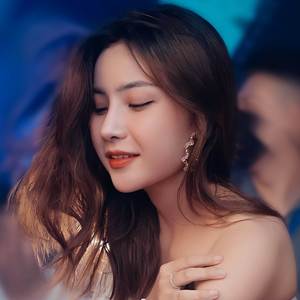 CƠN BÃO TÌNH YÊU (REMIX)