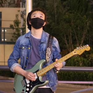 大哥孤独的心 伴奏