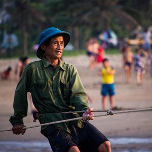 Hoàng Trường Sa dậy sóng