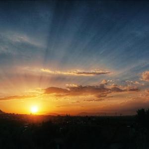 牧马城市（翻自 佳佳）