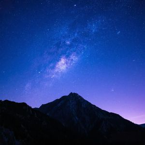 山巅的静谧时光