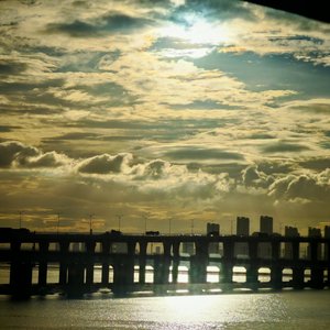 城市缝隙里的光