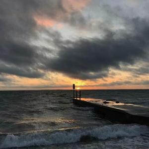 王先生-还住在我心里-1（王先生 remix）