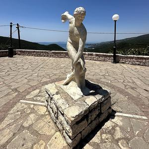 Perdika – Φως στο Κύμα