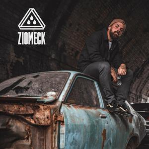 Zasłaniam Dziś Usta