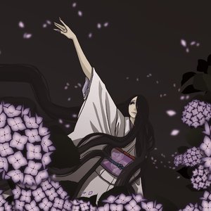 月に斑雲　紫陽花に雨