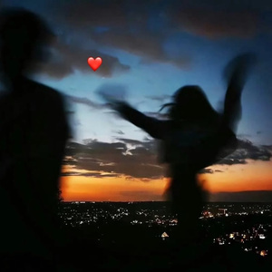 Arzimas muhabbt (不值得的爱情 )